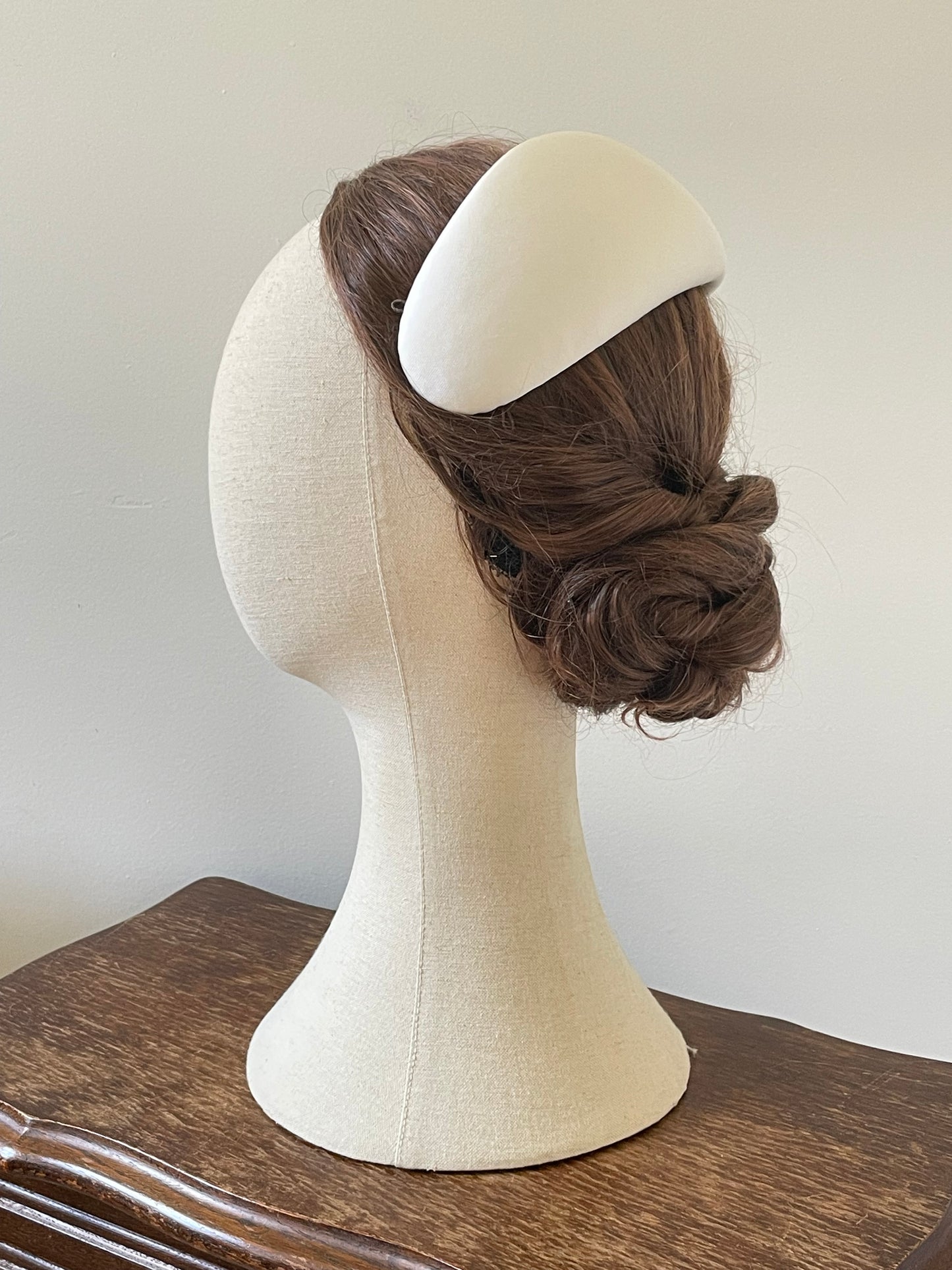 Coiffe classique en taffetas de soie