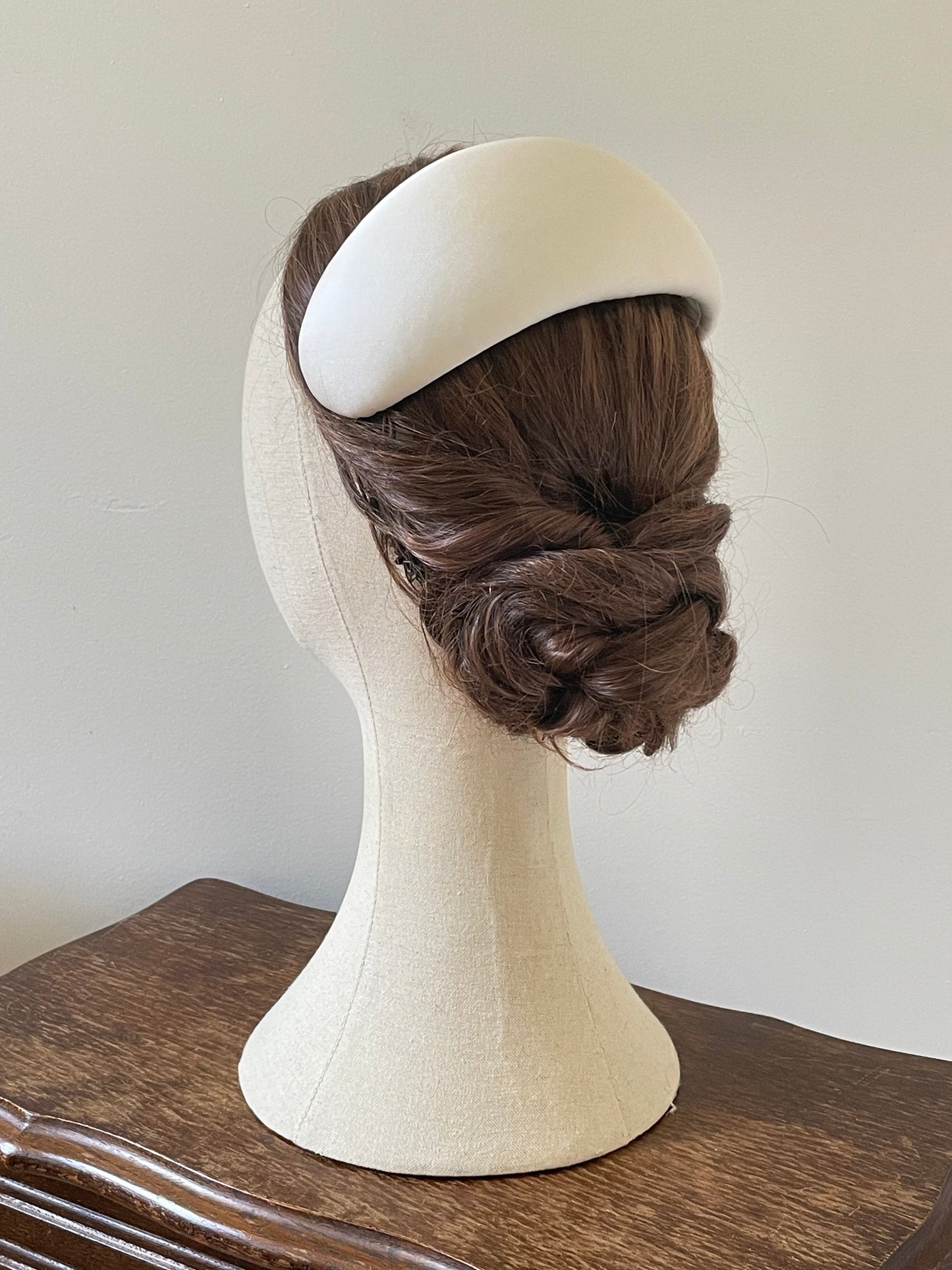 Coiffe classique en taffetas de soie